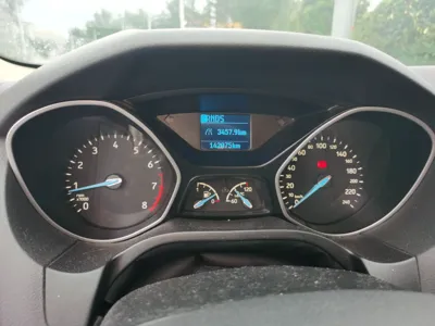 Ford Focus 2015, 142100 км, за 32933.35 CNY - фото 4