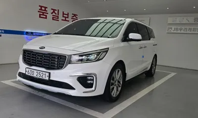 Kia Canival · 2019 год