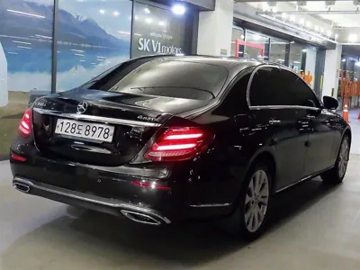 Mercedes-Benz E-Class 2019, 96331 км, за 26000000 KRW
