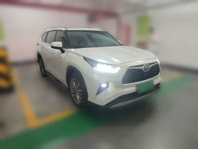 Toyota Highlander 2024, 11700 км, за 227202.78 CNY - фото 3