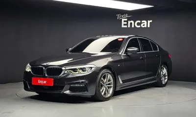 BMW 5-Series · 2020 год