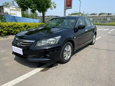 Honda Accord · 2011 год