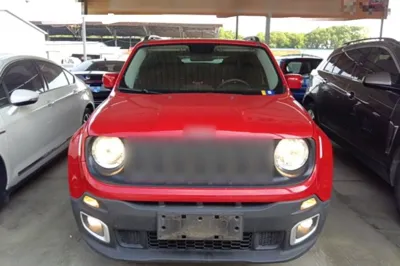 Jeep Renegade 2016, 61400 км, за 42219.13 CNY