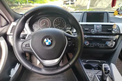BMW 3 Series 2017, 153100 км, за 78477.01 CNY - фото 10