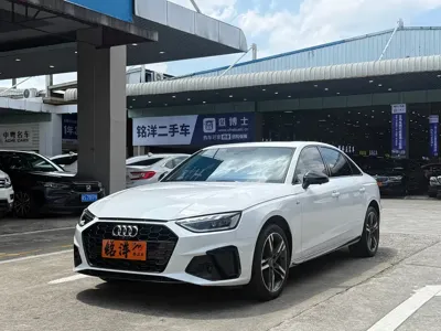 Audi A4L · 2023 год