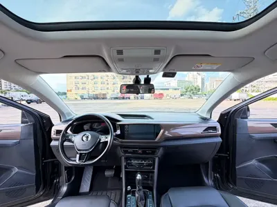 Volkswagen Tharu 2022, 50000 км, за 119800 CNY - фото 11