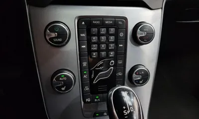 Volvo V40 2018, 106925 км, за 10500000 KRW - фото 31