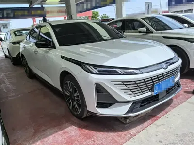 Changan Eado 2026, 2000 км, за 78800 CNY