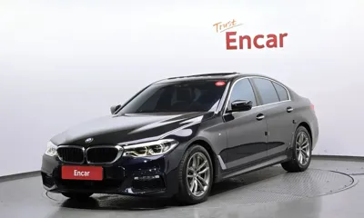BMW 5-Series · 2018 год