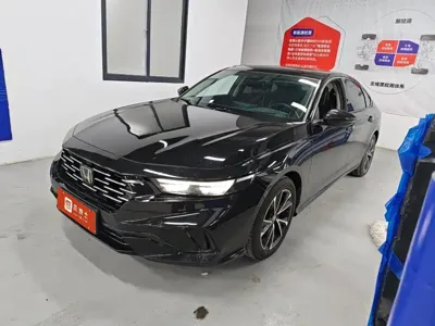 Honda Accord · 2025 год