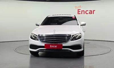 Mercedes-Benz E-Class 2019, 81929 км, за 25300000 KRW