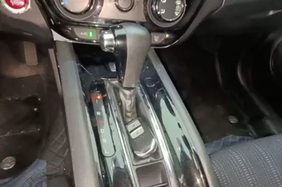 Honda Vezel 2017, 107000 км, за 59883.74 CNY - фото 17