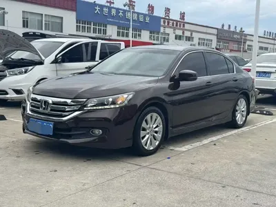 Honda Accord 2014, 85000 км, за 41800 CNY - фото 1
