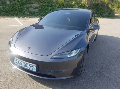 Tesla Model 3 · 2025 год