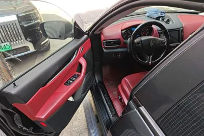 Maserati Levante 2016, 135300 км, за 191142.29 CNY - фото 17