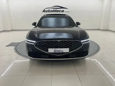Genesis G90 · 2022 год