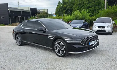 Genesis G90 · 2022 год