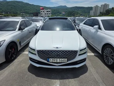 Genesis G80 2021, 83200 км, за 35800000 KRW