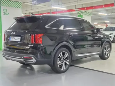 Kia Sorento 2023, 59405 км, за 30000000 KRW