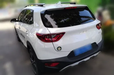 Kia kx1 Stonic 2021, 29400 км, за 76511.14 CNY