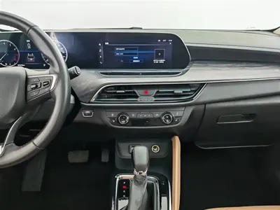 Buick GL6 2023, 59500 км, за 55800 CNY - фото 12