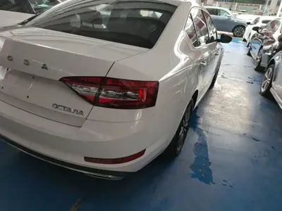 Skoda Octavia 2019, 121800 км, за 44400 CNY - фото 8