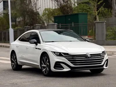 Volkswagen CC 2021, 80000 км, за 103800 CNY