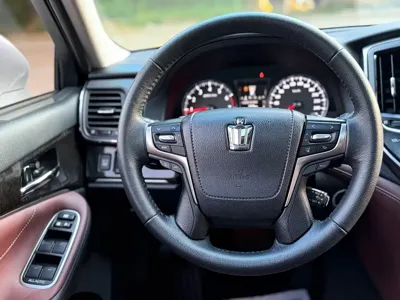 Toyota Crown 2018, 87000 км, за 106800 CNY - фото 13