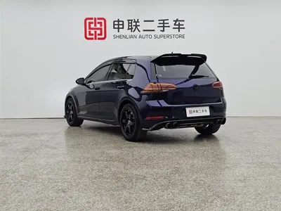 Volkswagen Golf 2020, 45599 км, за 69800 CNY