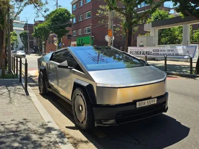 Tesla Cybertruck 2025, 11000 км, за 162000000 KRW - фото 6
