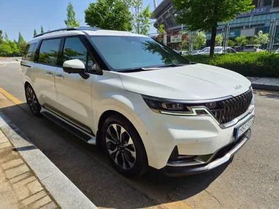 Kia Canival 2023, 51000 км, за 33600000 KRW