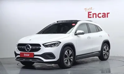 Mercedes-Benz GLA-Class · 2021 год