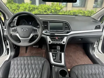 Hyundai Elantra 2017, 80000 км, за 25800 CNY - фото 5