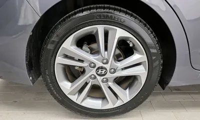 Hyundai Avante 2017, 65031 км, за 9300000 KRW - фото 5