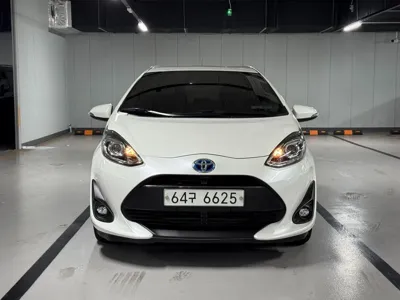 Toyota Prius 2019, 46800 км, за 13000000 KRW