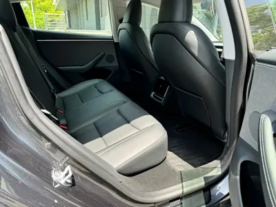 Tesla Model 3 2024, 22000 км, за 92000 CNY - фото 12