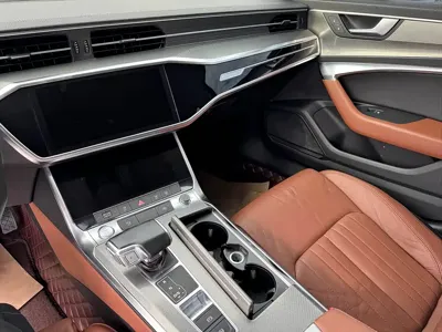 Audi A6L 2020, 65000 км, за 149800 CNY - фото 10