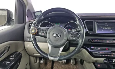 Kia Canival 2016, 101153 км, за 13200000 KRW - фото 11