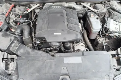 Audi A6L 2019, 119600 км, за 202729.24 CNY - фото 21