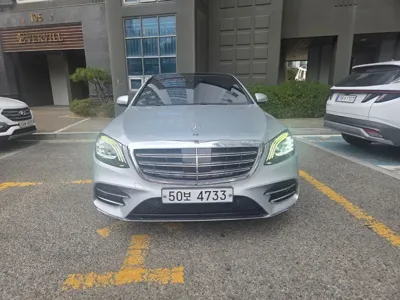 Mercedes-Benz S-Class · 2017 год