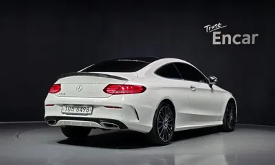 Mercedes-Benz C-Class 2017, 97085 км, за 18300000 KRW