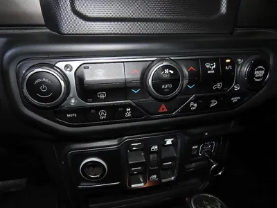 Jeep Wrangler 2018, 226004 км, за 15600000 KRW - фото 15