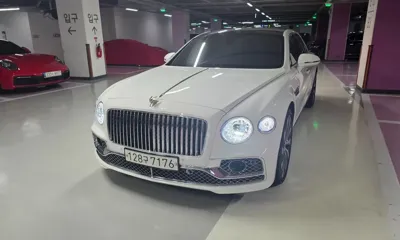 Bentley Flying Spur 2022, 28464 км, за 215000000 KRW - фото 2