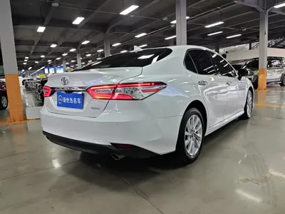 Toyota Camry 2023, 73000 км, за 105800 CNY - фото 14