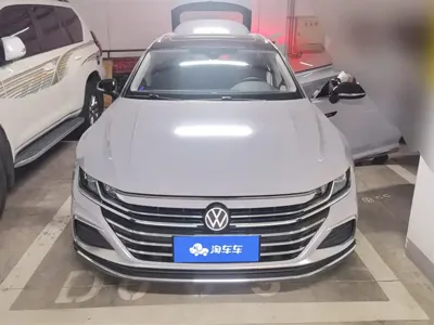 Volkswagen CC 2023, 30700 км, за 133900 CNY