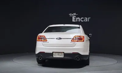 Ford Taurus 2017, 124761 км, за 4800000 KRW