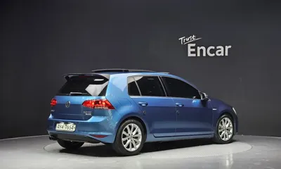 Volkswagen Golf 2015, 144632 км, за 8700000 KRW