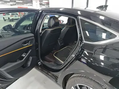 Honda Accord 2025, 39000 км, за 121800 CNY