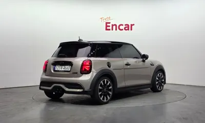 MINI Cooper 2023, 9888 км, за 27990000 KRW