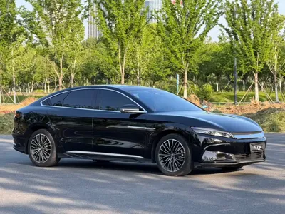 BYD Han 2024, 180000 км, за 85800 CNY